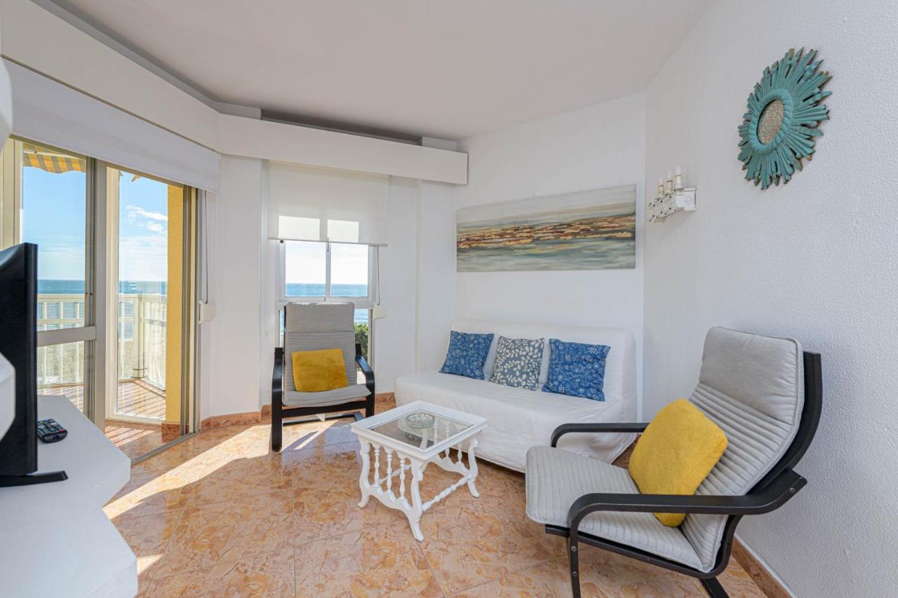 Apartment Great Location And Frontal Sea View