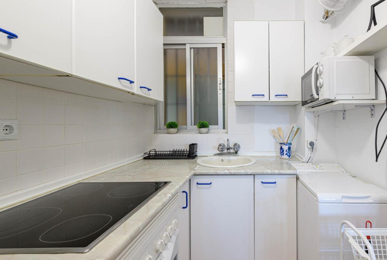 Great Location And Frontal Sea View Apartment Fuengirola